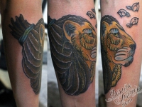 Татуировка лев на предплечье