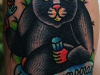 Татуировка Медведь со стопкой