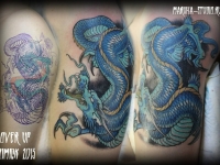 Татуировка дракон на плече