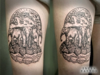 Татуировка 3 слона держат Землю