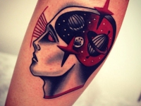 Татуировка космос в голове