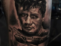 Татуировка Максима Перепелицы на руке