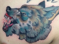 Татуировка волк на груди