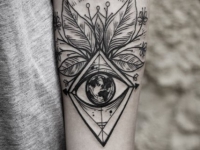 Татуировка узор на предплечье
