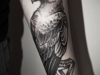 Татуировка орёл на предплечье