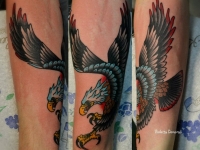 Татуировка орел на предплечье