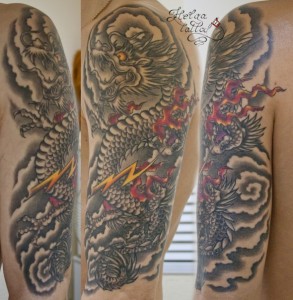 татуировка дракон. япония ориентальная тату на плече черно-белая татуировка