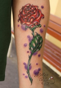 татуировка роза old new school tattoo тату на руке