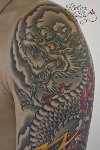татуировка дракон япония ориентальная тату на плече