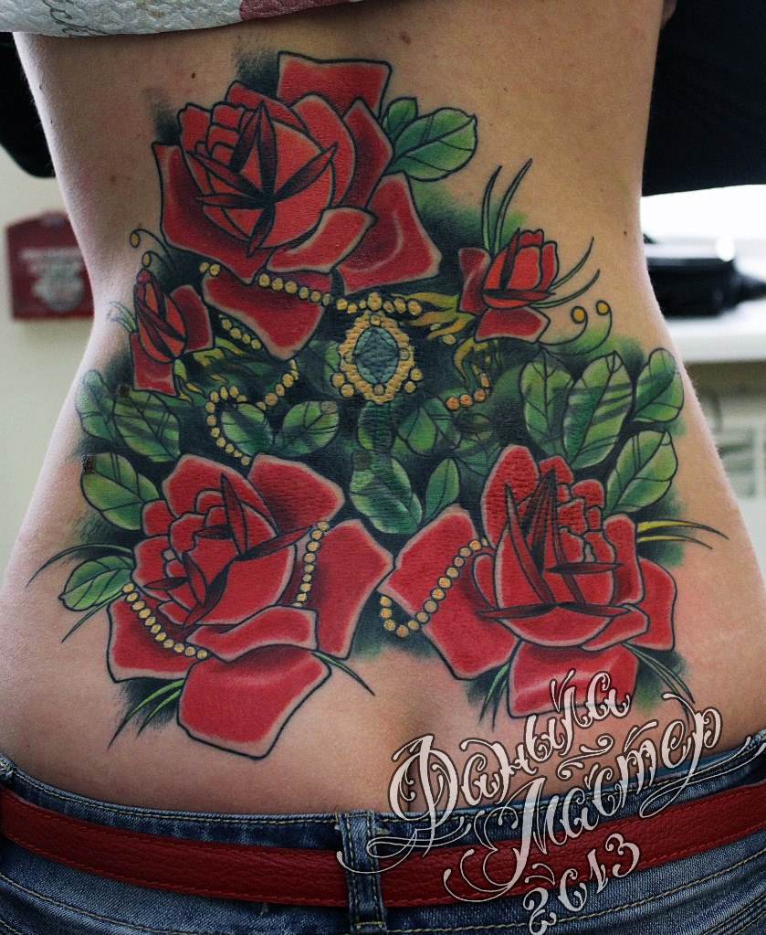 Художественная татуировка "Розы". Данила-мастер.