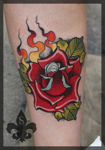 Художественная татуировка "Роза"