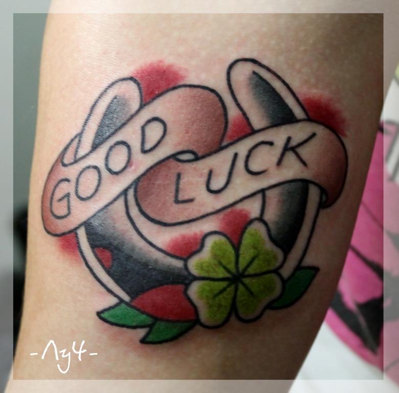 Художественная татуировка "Good Luck". Начинающий мастер Катя Лучникова.