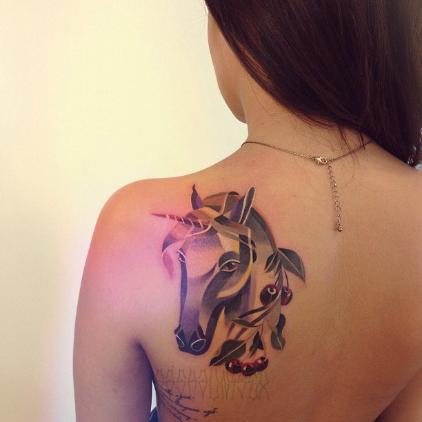Художественные татуировки «Пони». Мастер Саша Unisex.