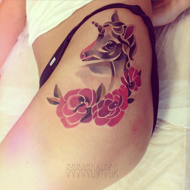Художественные татуировки «Пони». Мастер Саша Unisex.