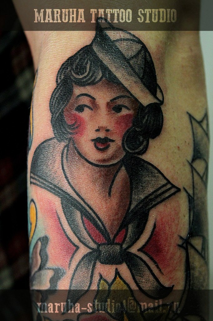 Художественная татуировка "Морячка" от Валеры Моргунова по Sailor Jerry