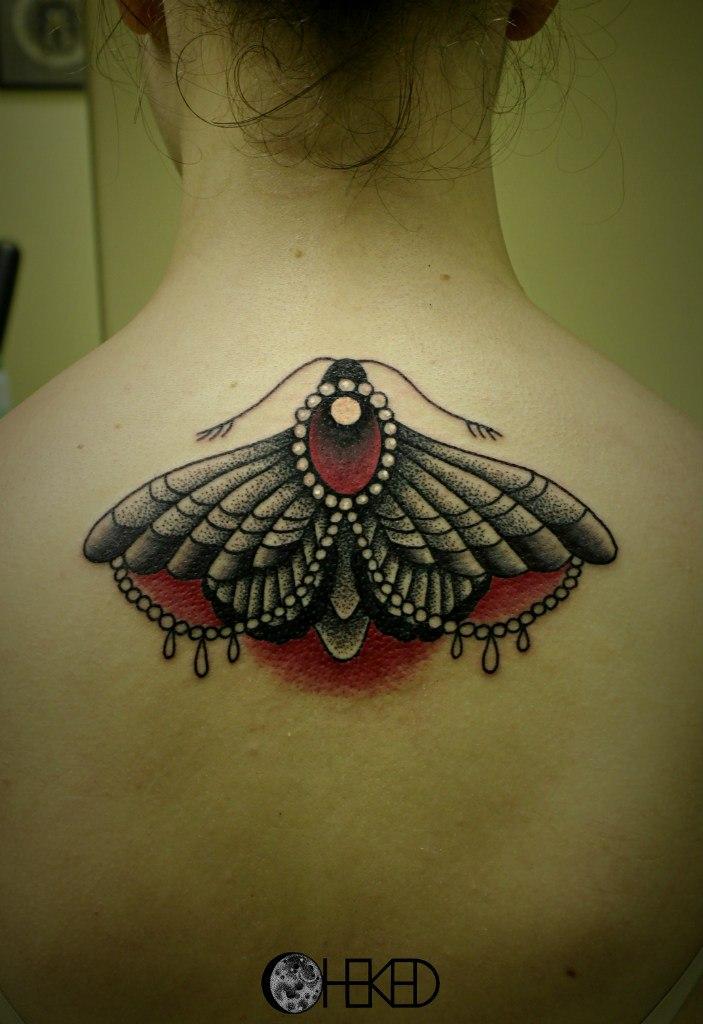 Художественная татуировка "Мотылек". Мастер Алиса Чекед.