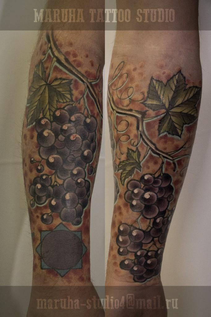 Художественная татуировка "виноградная лоза" от мастера Валеры Моргунова.