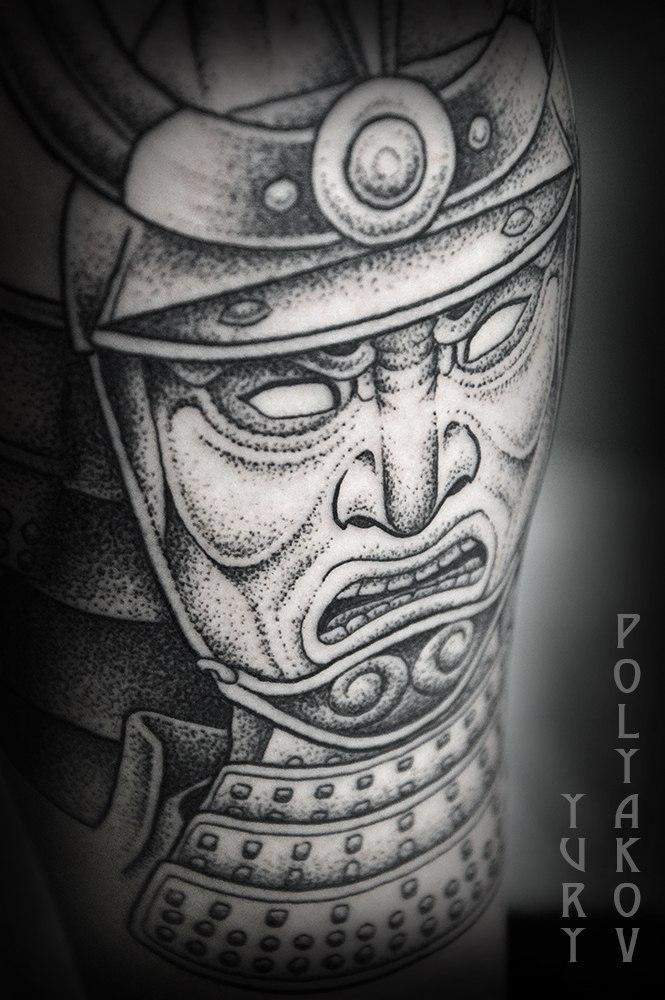 Художественная татуировка "Маска самурая" от Юрия Полякова