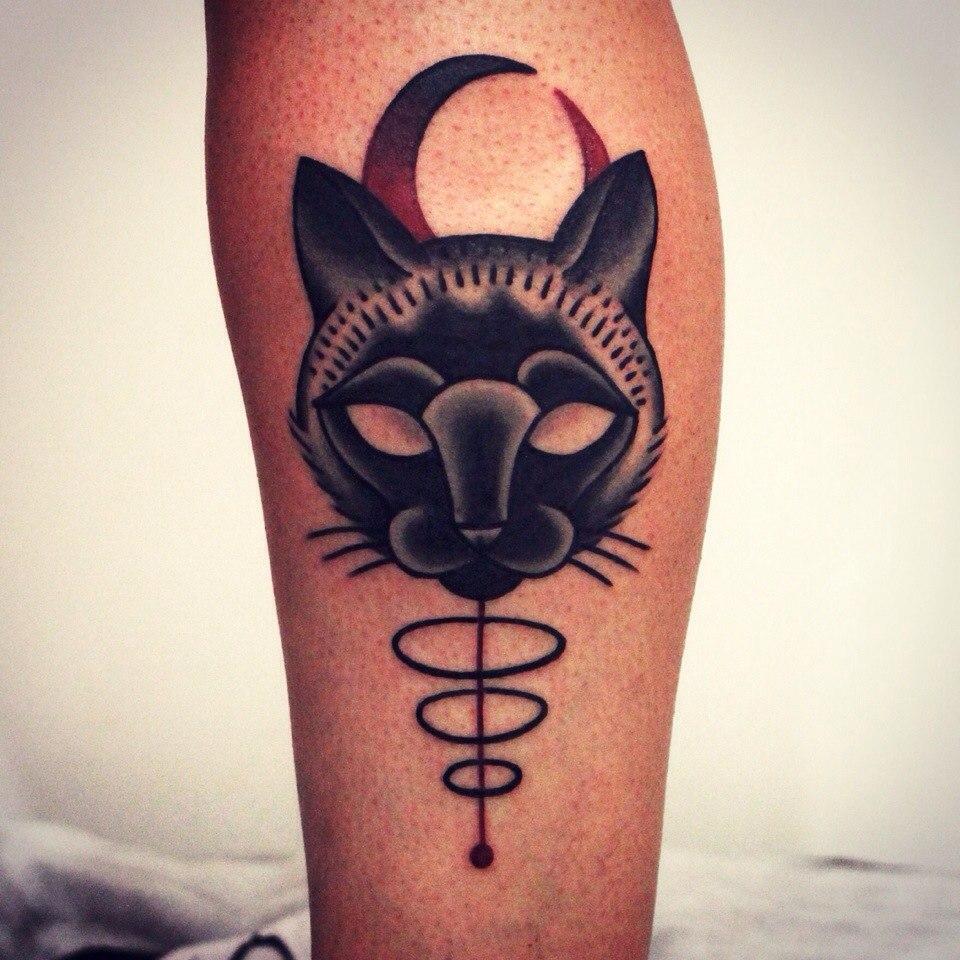 Художественная татуировка «Кот». Мастер Денис Марахин.