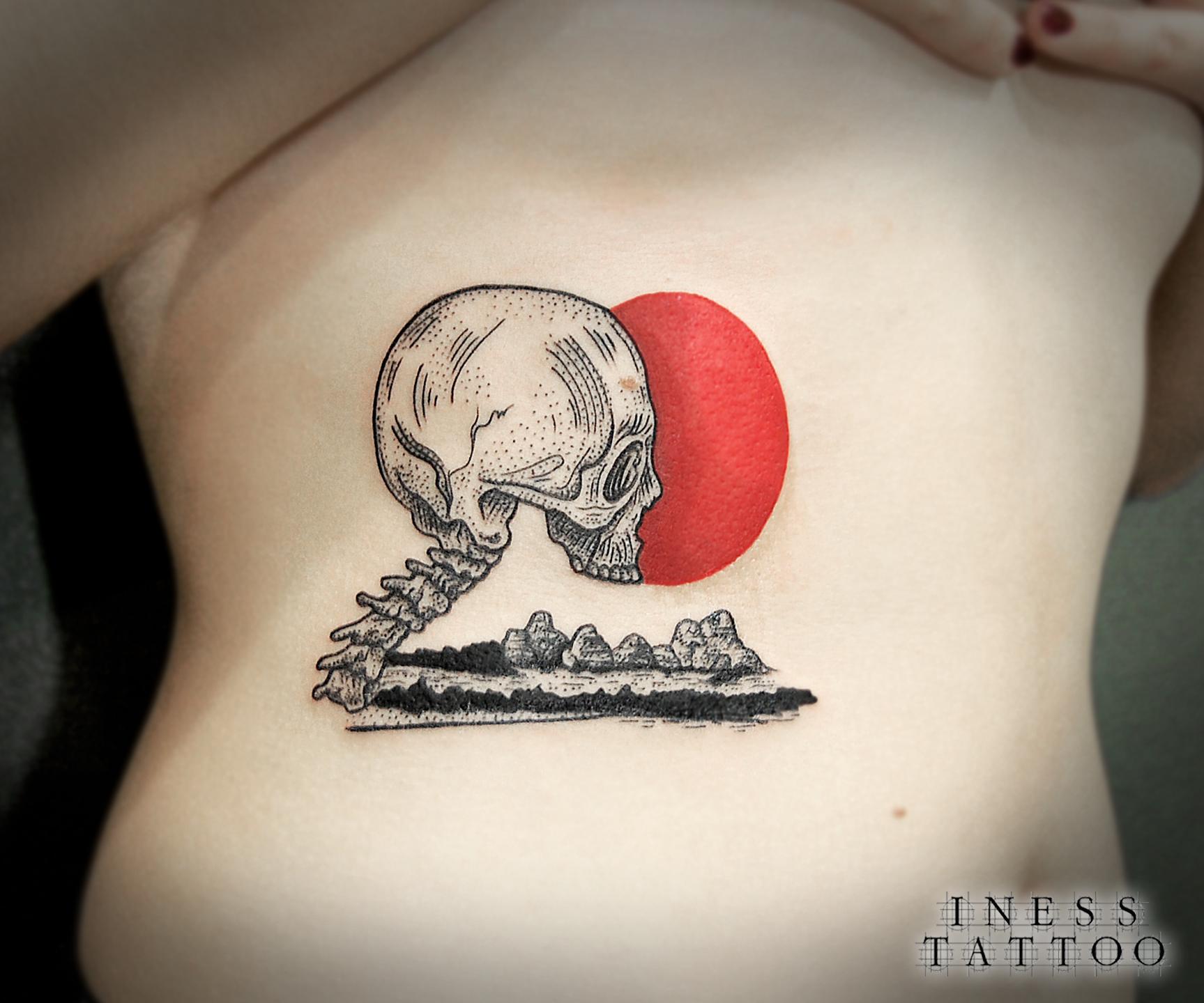 Художественная татуировка "Череп на закате" от Инессы