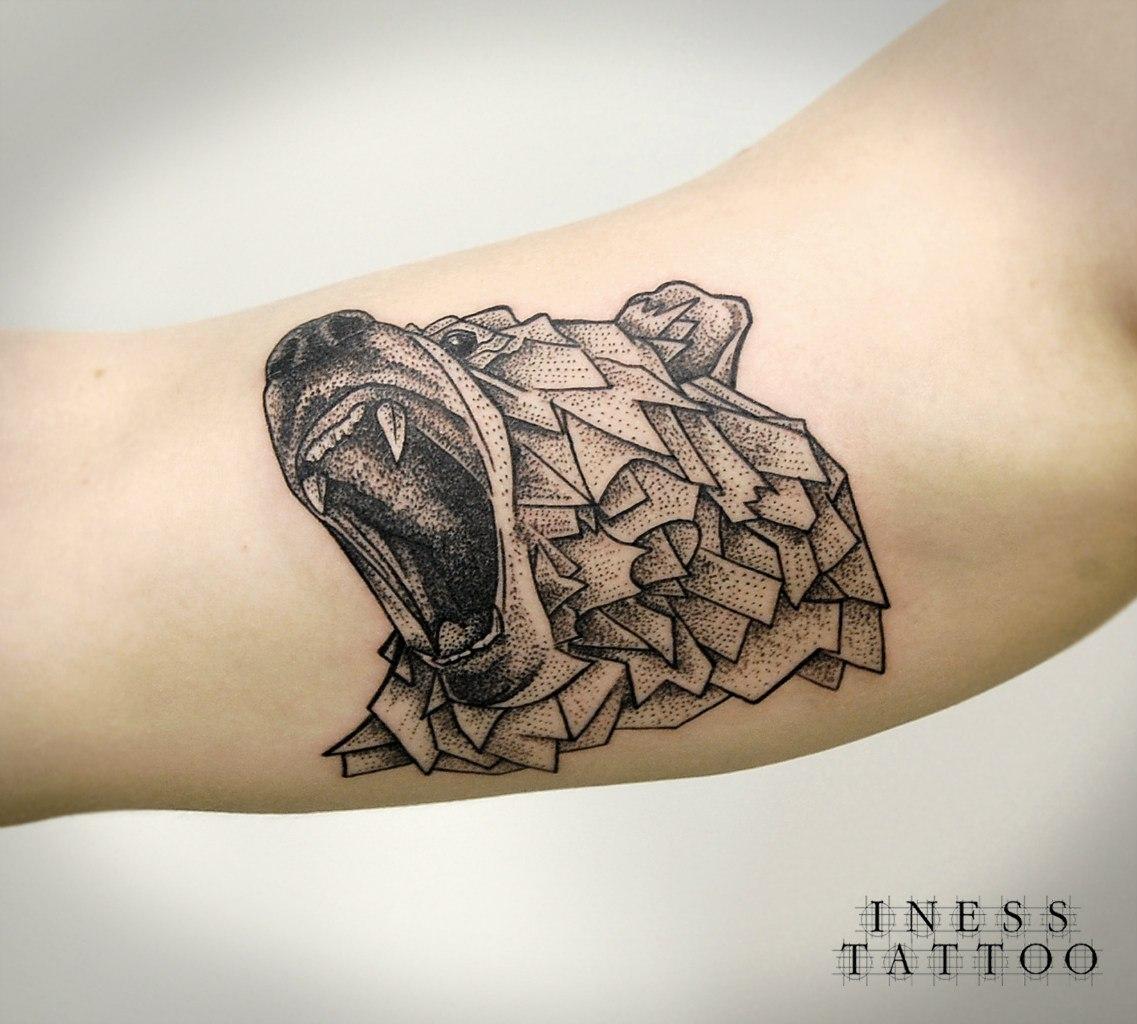 Художественная татуировка «Медведь». Мастер Инесса Кефир.