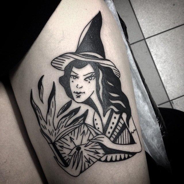 Художественная татуировка "Ведьма". Мастер Таня Lika.