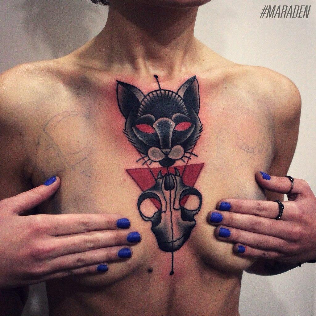 Художественная татуировка "Кот с черепом". Мастер Денис Марахин.