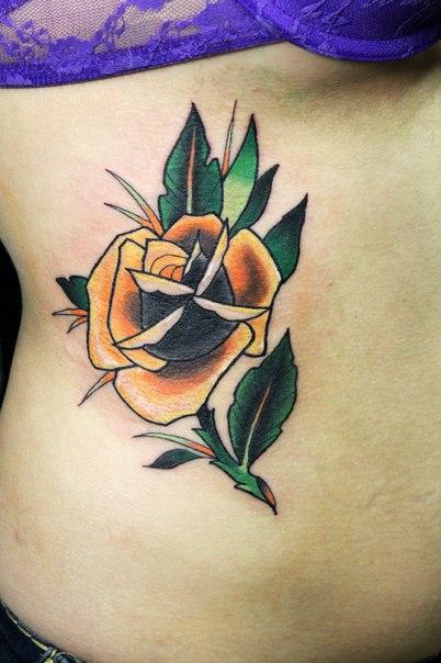 Художественная татуировка "Роза" от Нияза Фахриева.