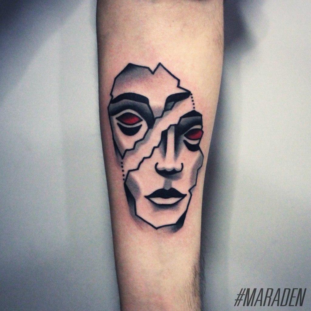 Художественная татуировка «Лицо». Мастер — Денис Марахин