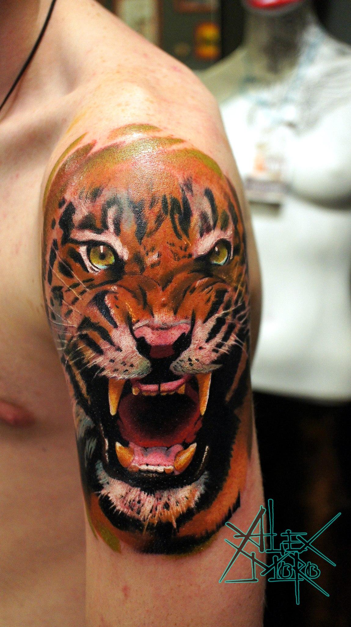 Художественная татуировка "Тигр", мастер Александр Морозов