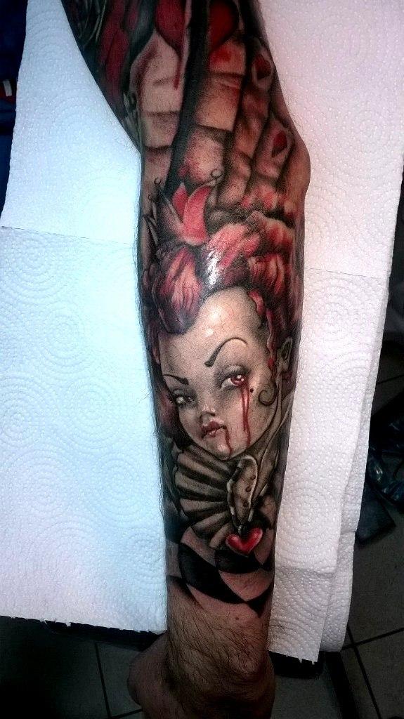 Художественная татуировка «Червонная королева». Мастер — Анна Корь