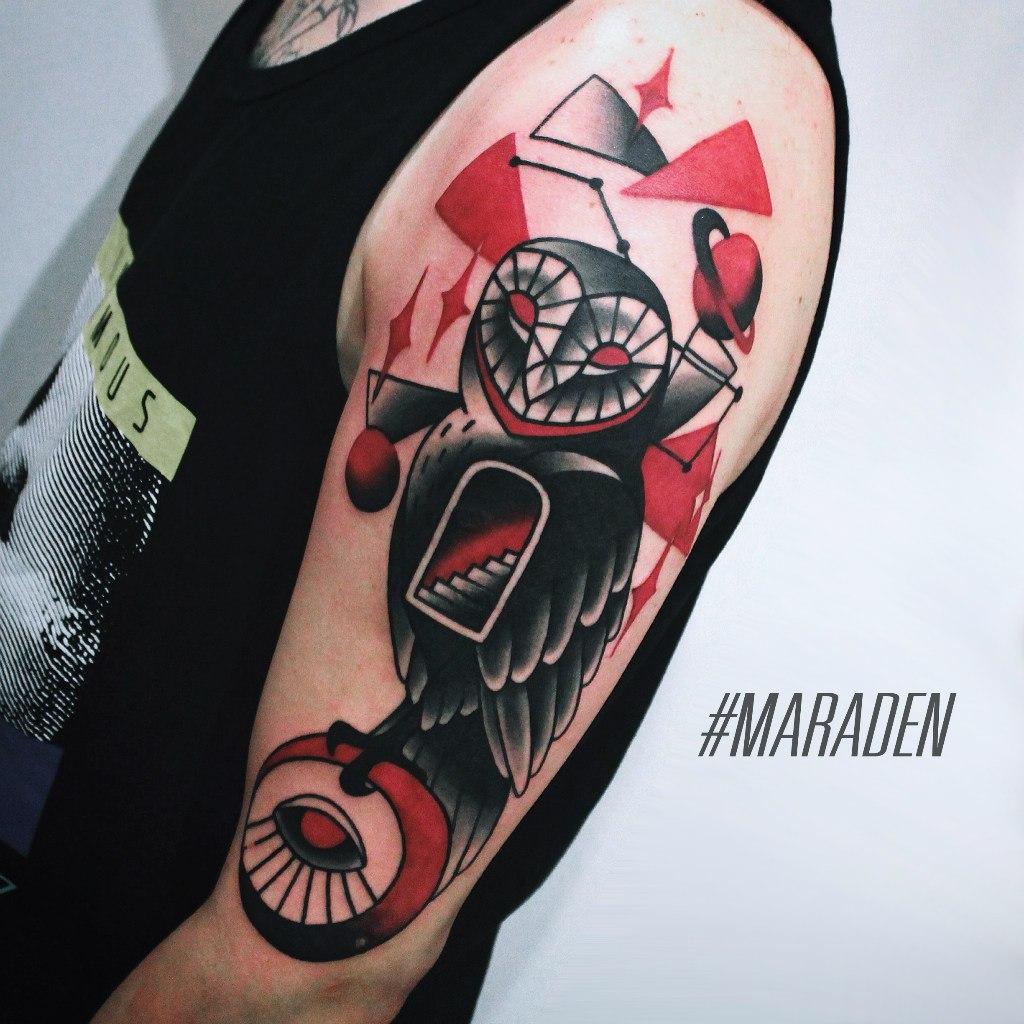 Художественная татуировка «Сова». Мастер — Денис Марахин. Расположение — плечо. Время работы — 4 часа. По своему эскизу.