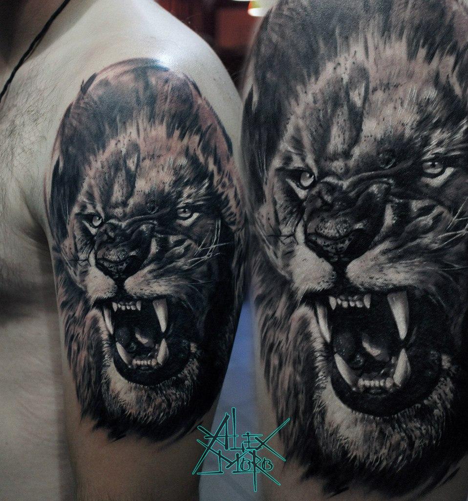 Художественная татуировка "Лев" от Александра Морозова
