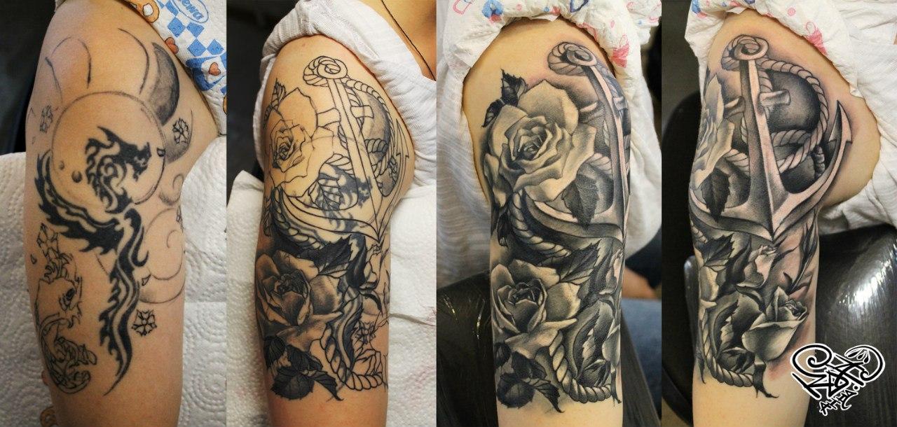 Художественная татуировка «Розы и якорь». Мастер — Анна Корь