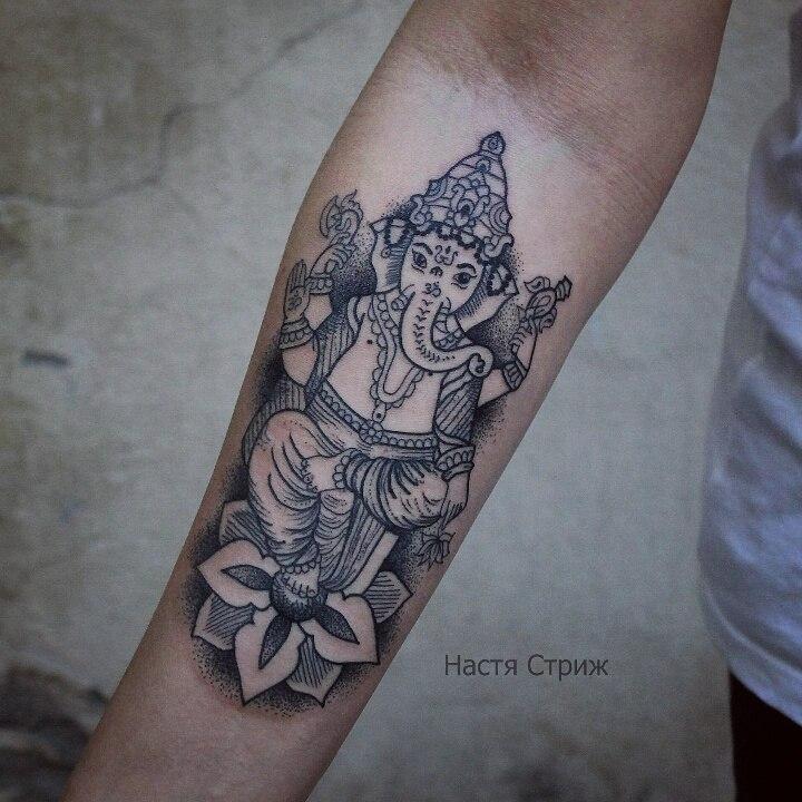 Художественная татуировка "Ганеша". Мастер Настя Стриж.
