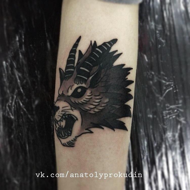Художественная татуировка "Волк" от Анатолия Прокудина