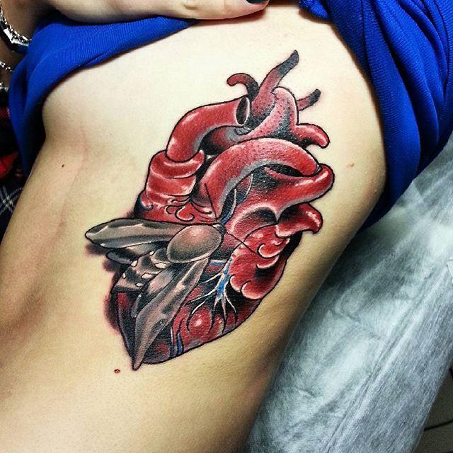 Художественная татуировка "Сердце" от Евгения Ершова