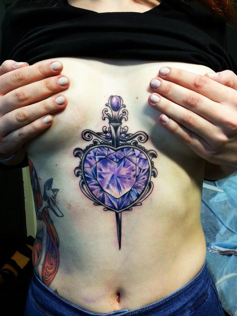 Художественная татуировка "Сердце с кинжалом" от Евгения Ершова