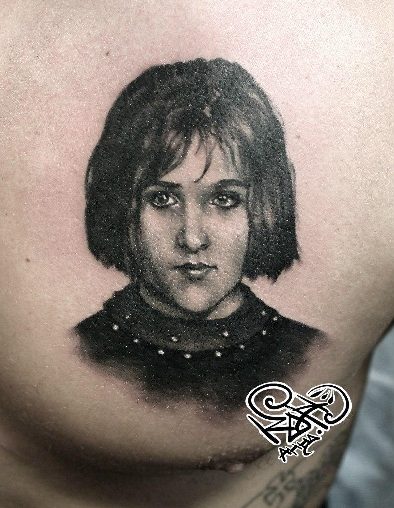 Художественная татуировка «Портрет матери». Мастер — Анна Корь