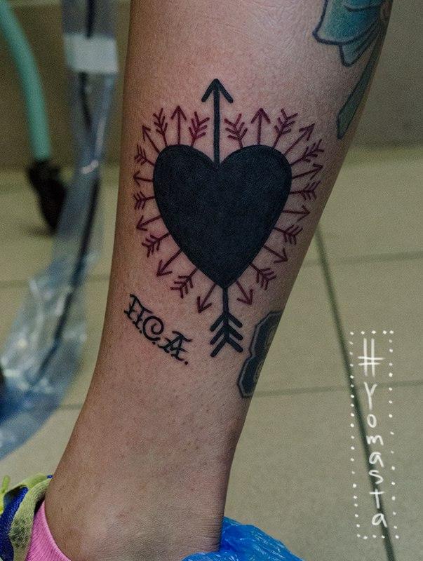 Художественная татуировка "Сердце". Мастер Данил Костарев.