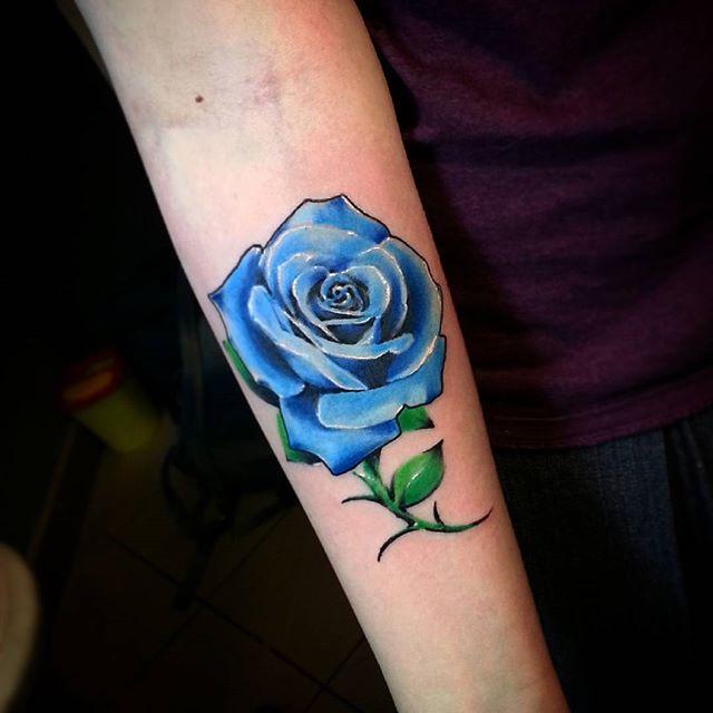 Художественная татуировка "Роза" от Евгения Ершова