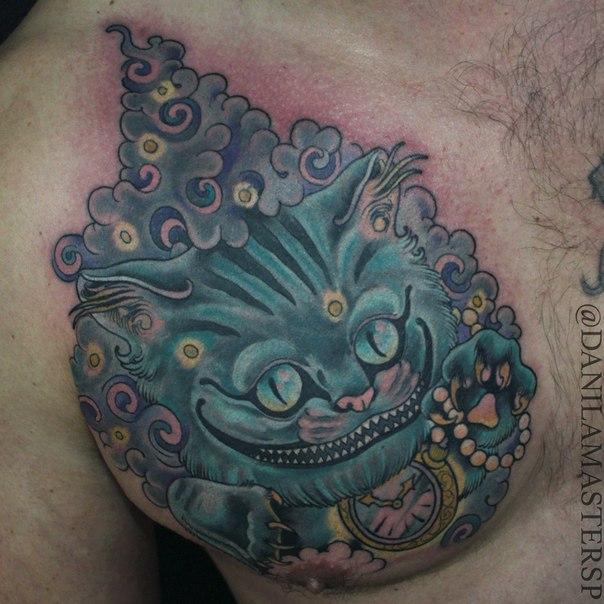 Художественная татуировка "Чеширский кот" от Данилы-Мастера.