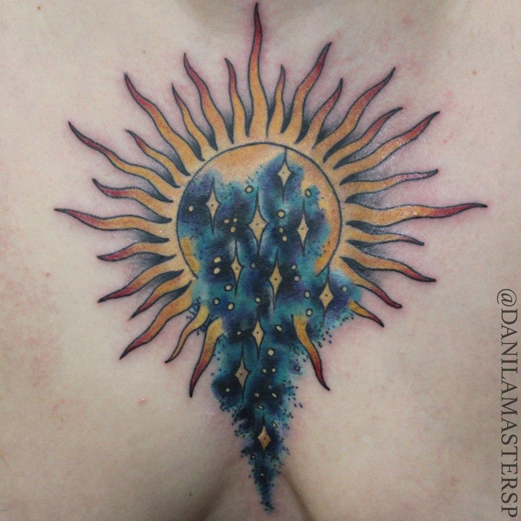Художественная татуировка "Солнце и ночь" от Данилы-Мастера