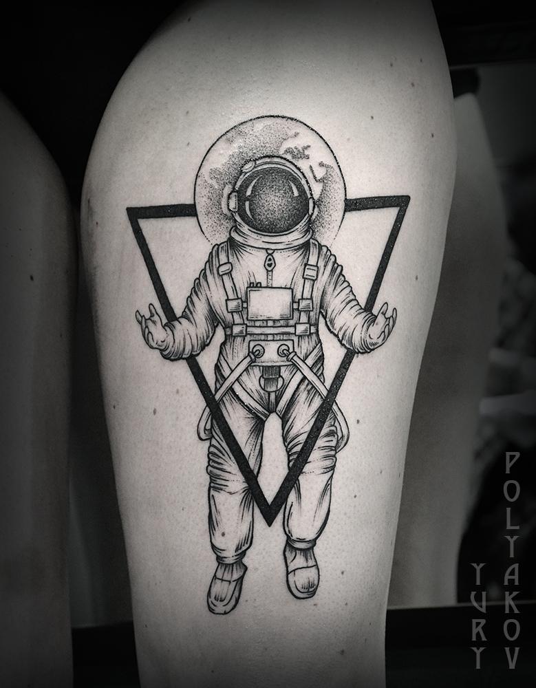 Художественная татуировка "Космонавт" от Юрия Полякова