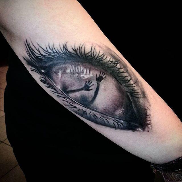 Художественная татуировка "Глаз" от Евгения Ершова