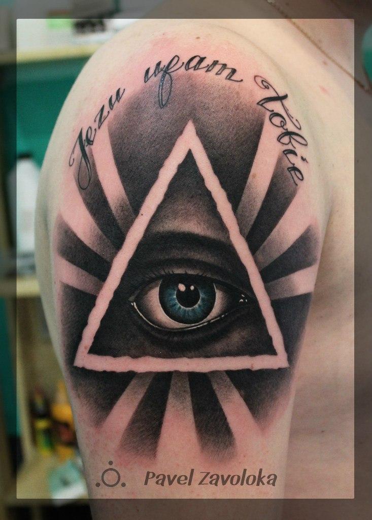 Художественная татуировка «Глаз»