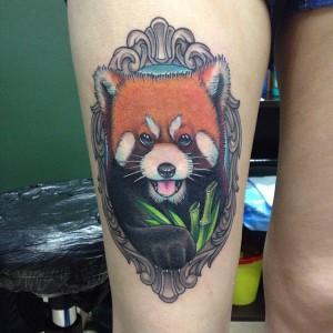 Художественная татуировка «Рыжая панда». Мастер Павел Заволока.