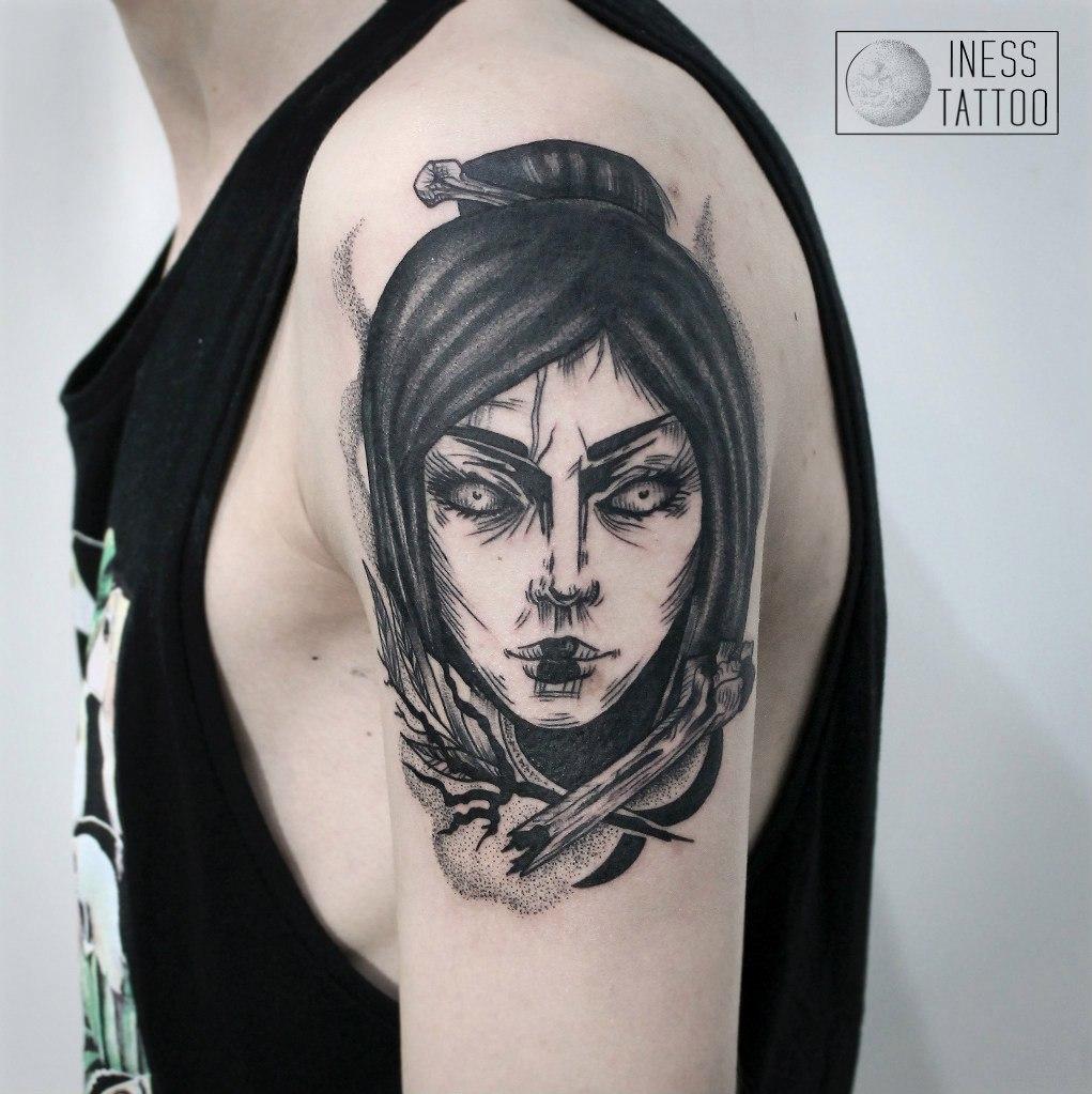 Художественная татуировка «Девушка». Мастер — Инесса Кефир