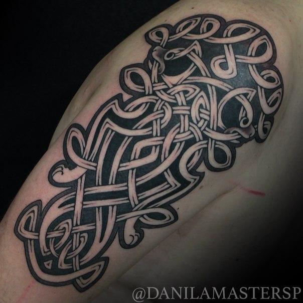 Художественная татуировка " узоры" от Данилы-Мастера
