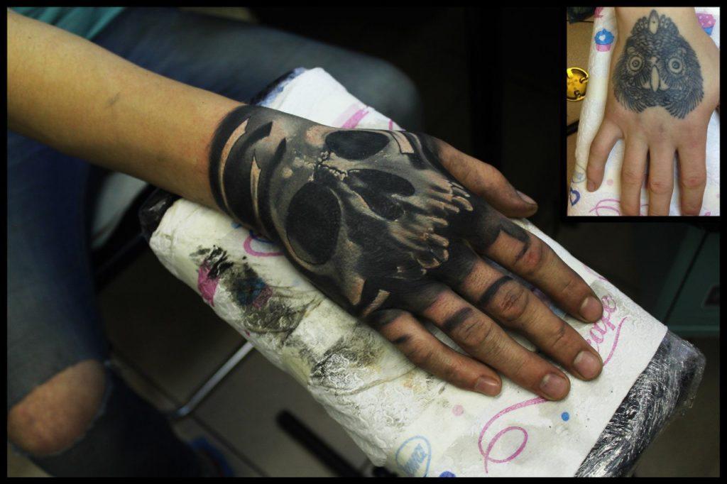 Художественная татуировка-перекрытие «Череп» на кисти